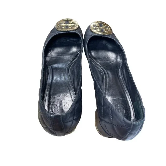 Tory Burch Womans Black Leather quilted  2.5" Slip on heels Sz 6 SKU 9532 - Picture 13 of 14